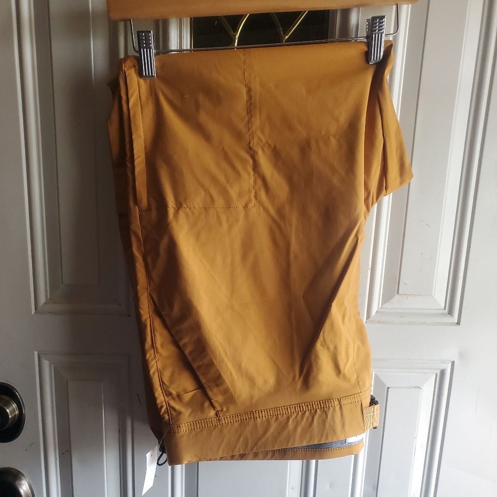 Mens Amazon Essentials Work Pants NWT 42W 28L